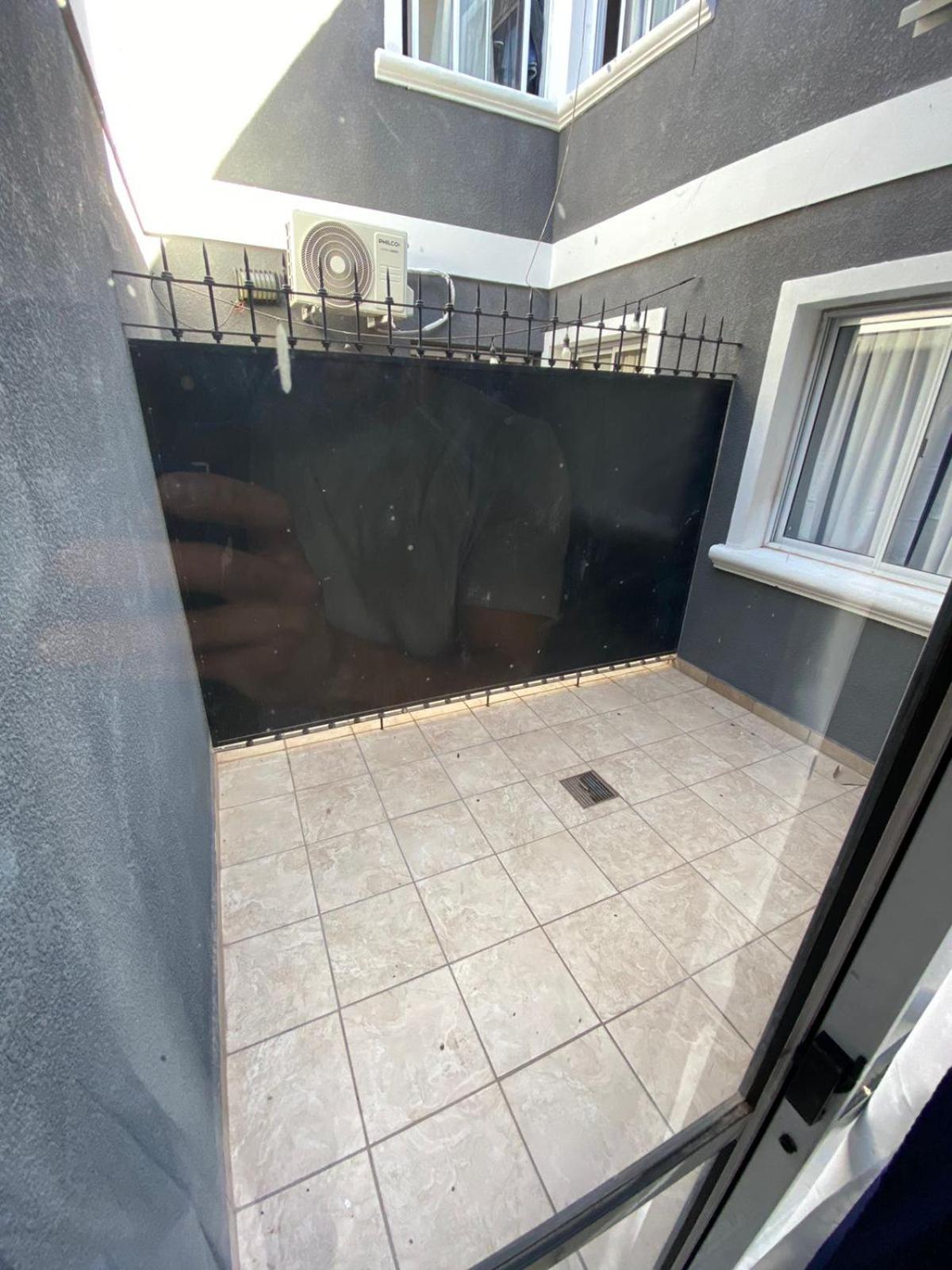 Departamento con cochera Excelente ubicación en Zona de alta influencia