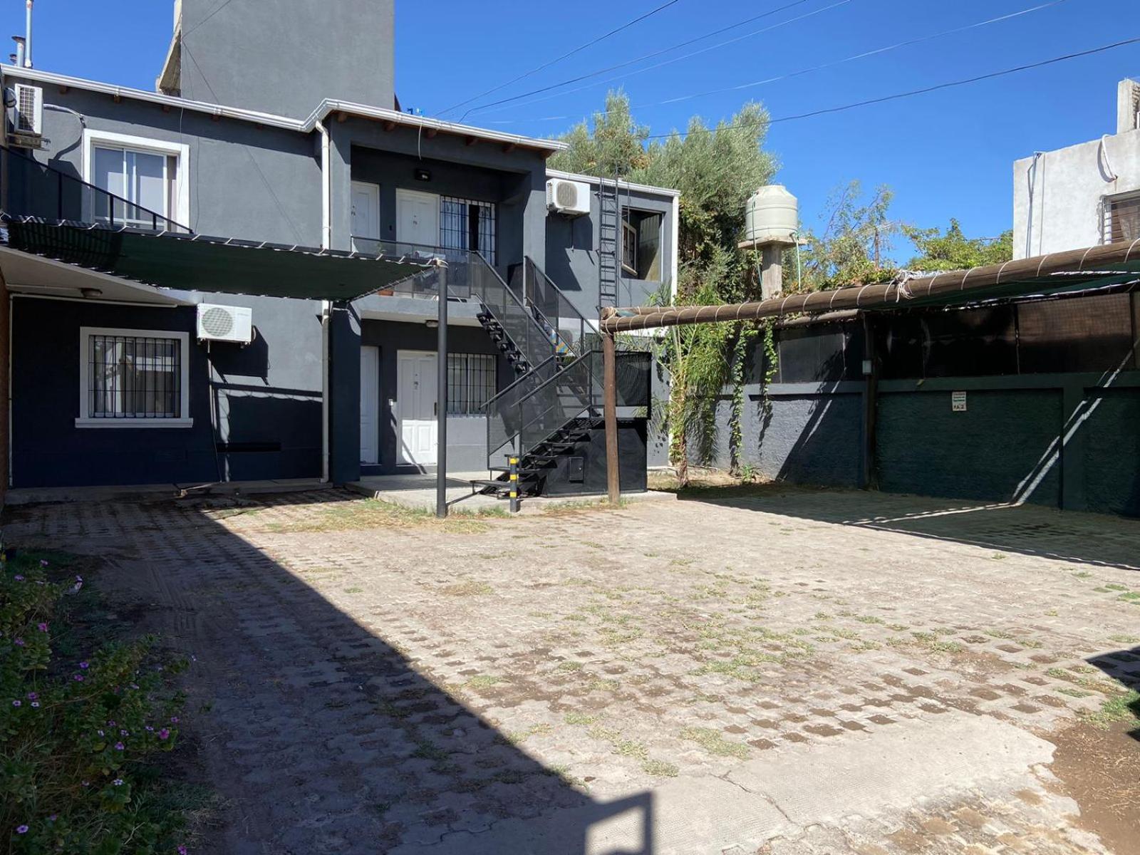 Departamento con cochera Excelente ubicación en Zona de alta influencia