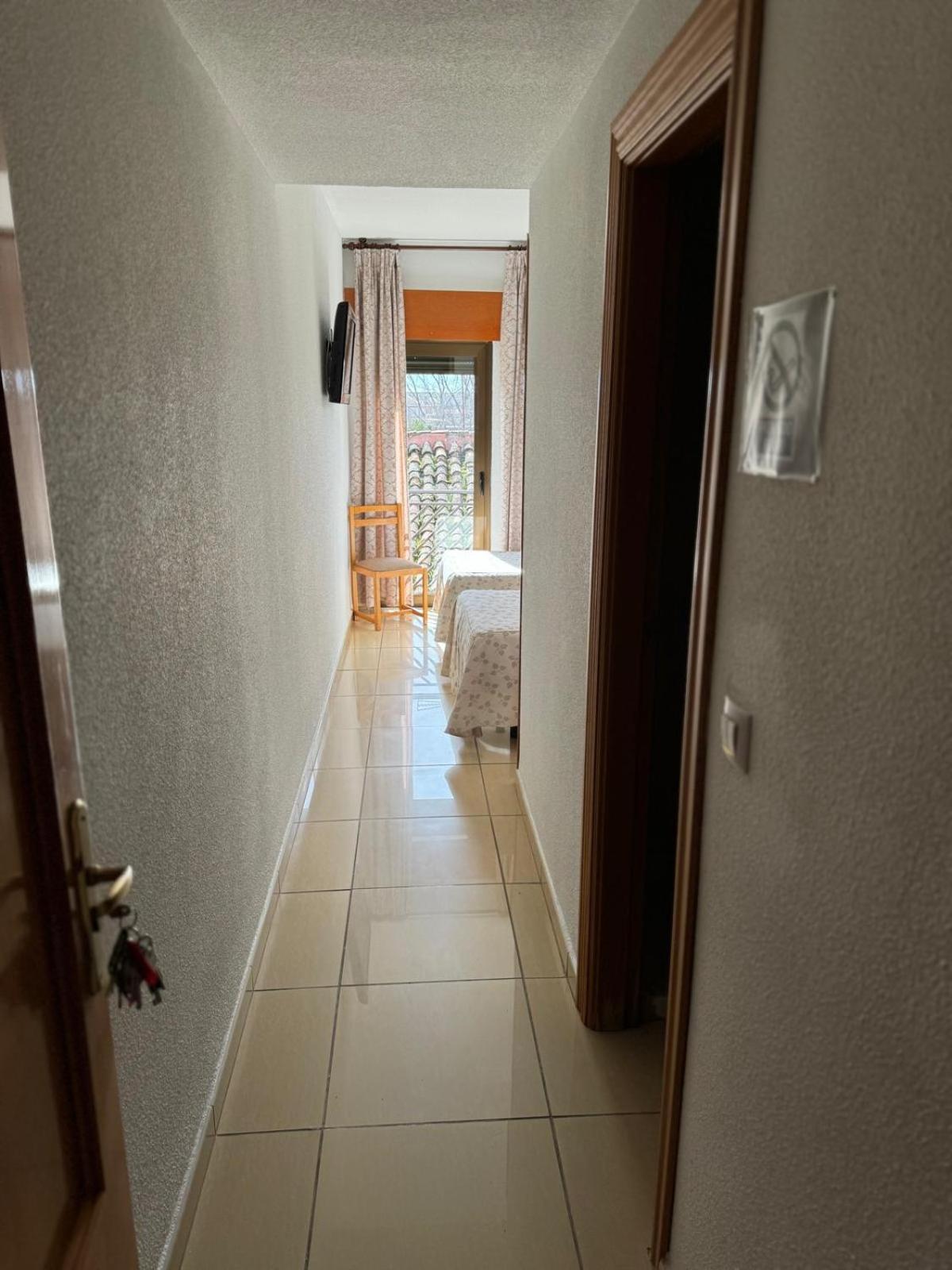 Hostal cazalegas