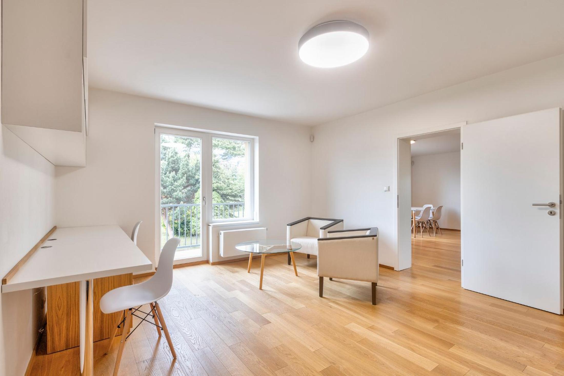 Family Friendly Spacious Two Floor B&B Prague