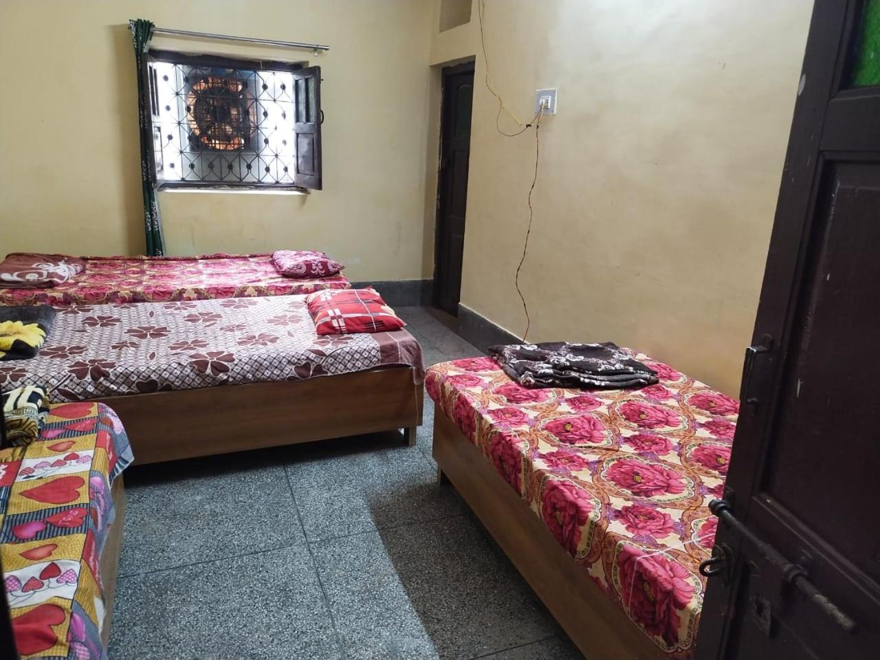 man manwar restaurant and guest house