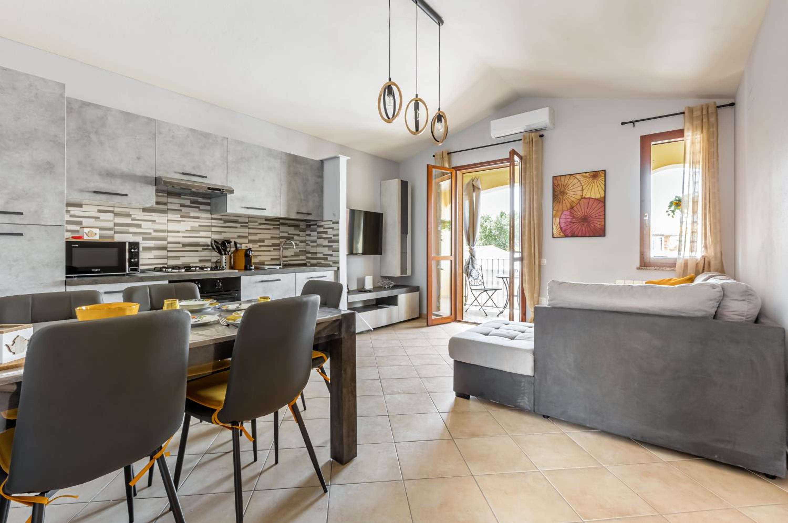 Reginas Home in Pula with Private Parking! photo 3