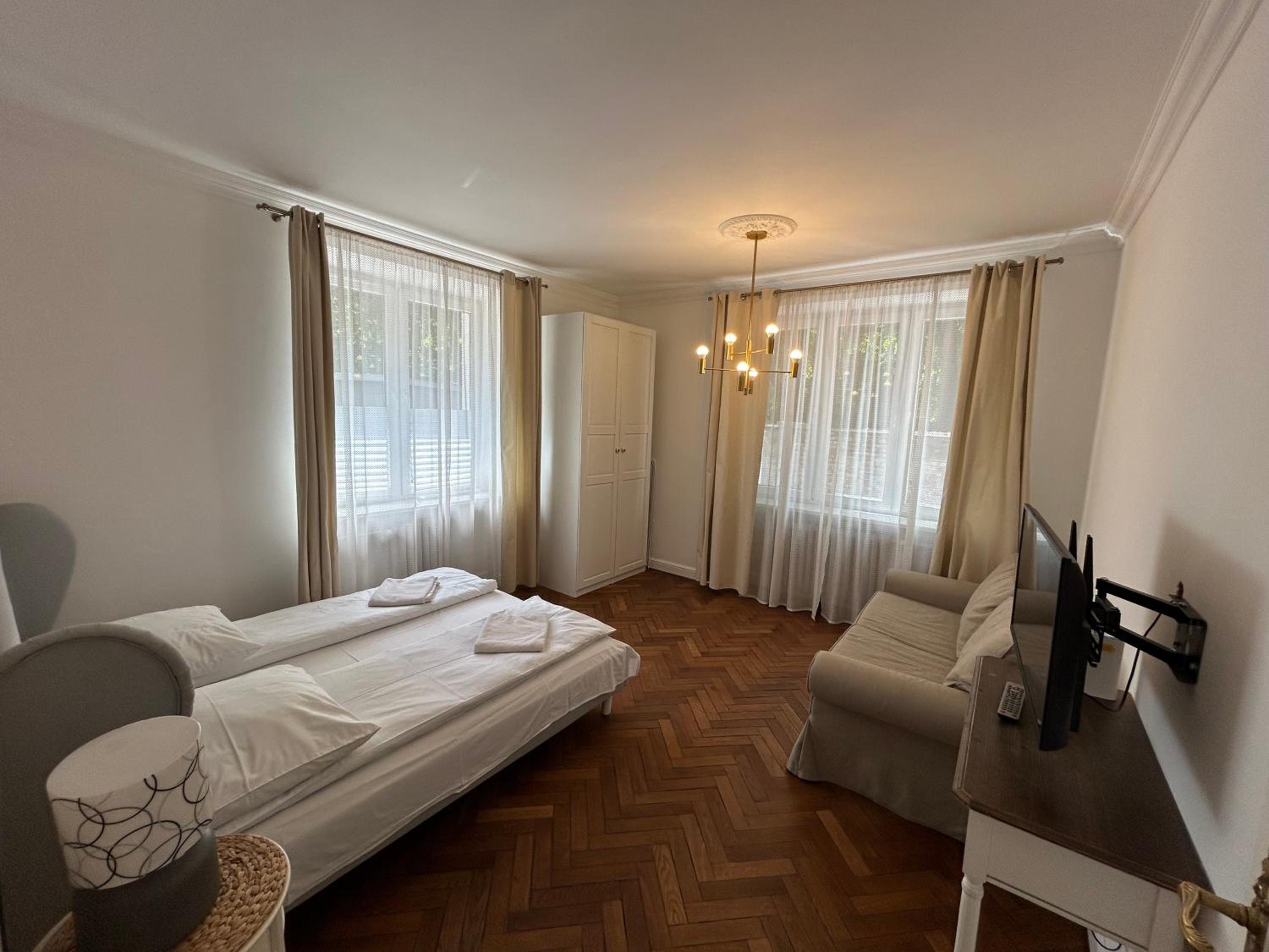 Cybulskiego Guest Rooms