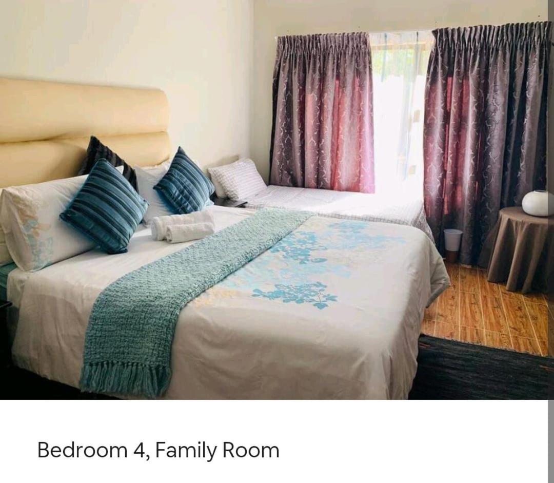 Zest Boutique Manor view 2