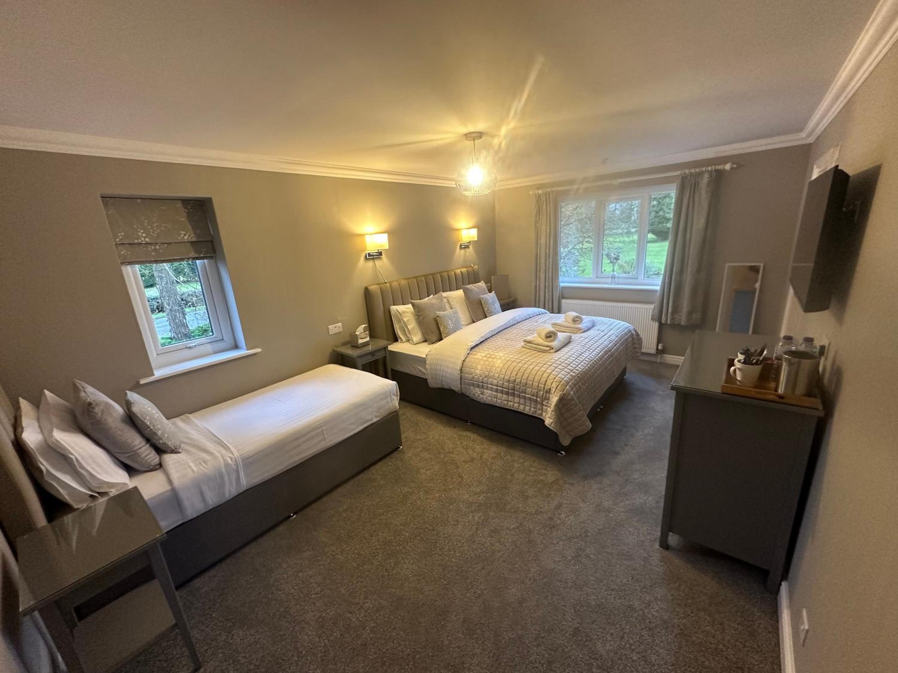 Burton Lodge Guest House & Spa