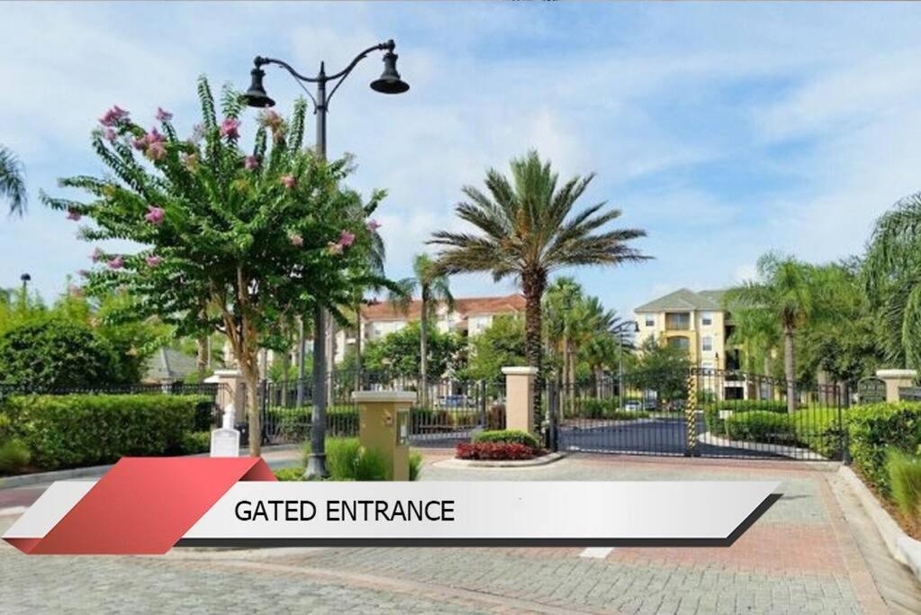 Harry Potter-Themed, Lake View, Spacious Condo Near Universal with Extra Amenities