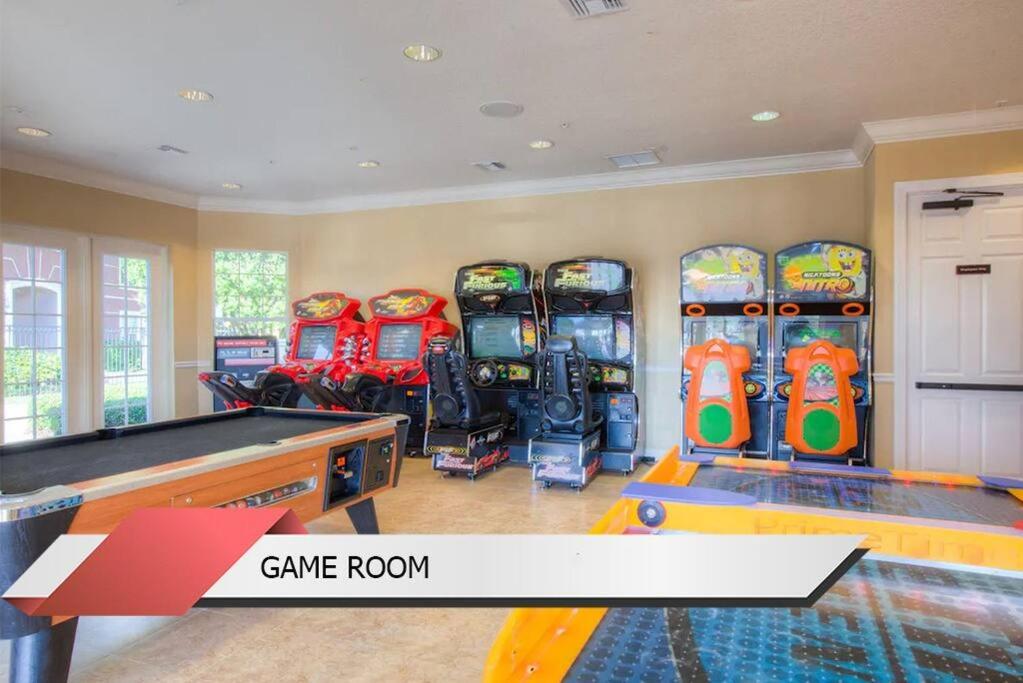 Harry Potter-Themed, Lake View, Spacious Condo Near Universal with Extra Amenities