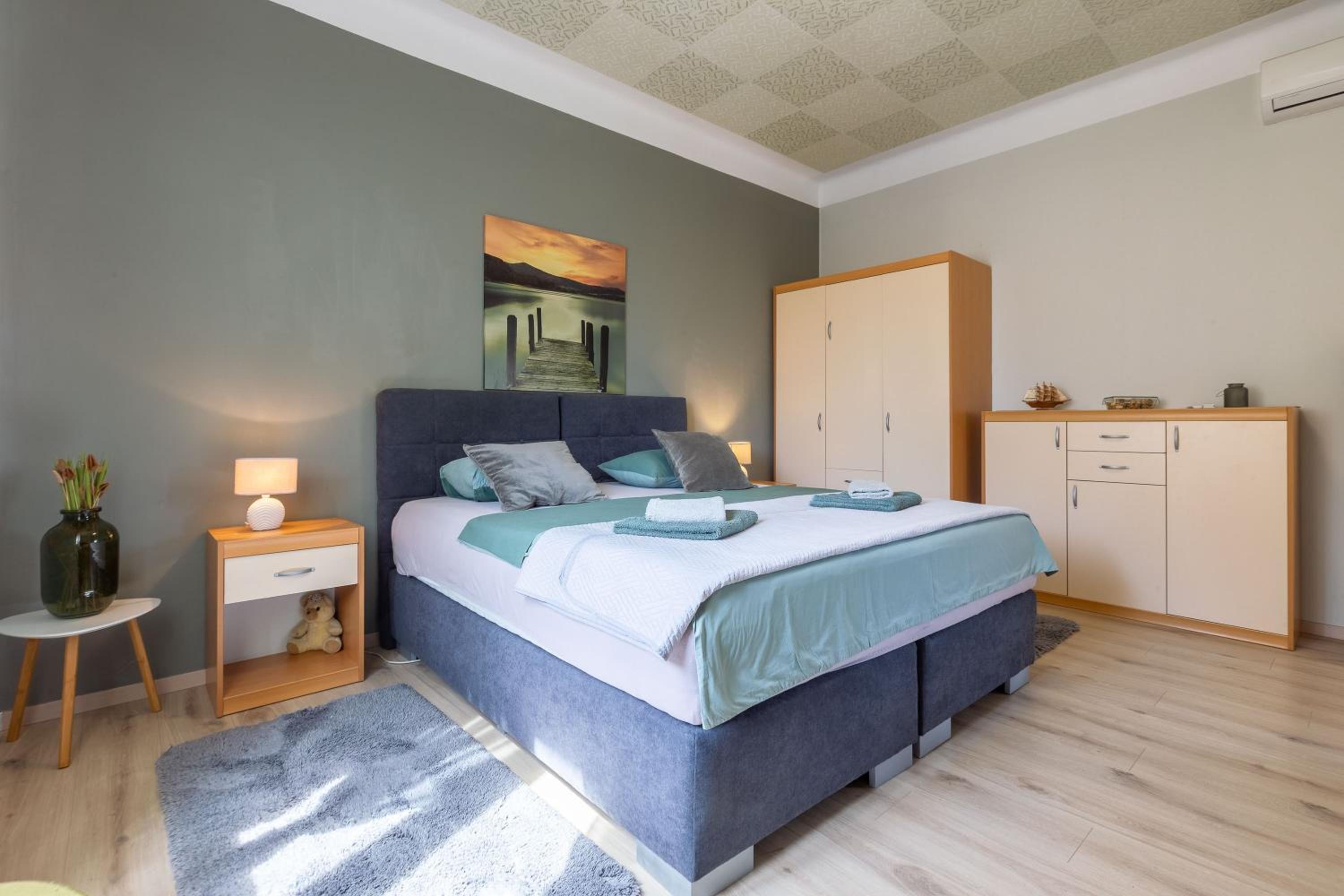 Petra Populare apartment