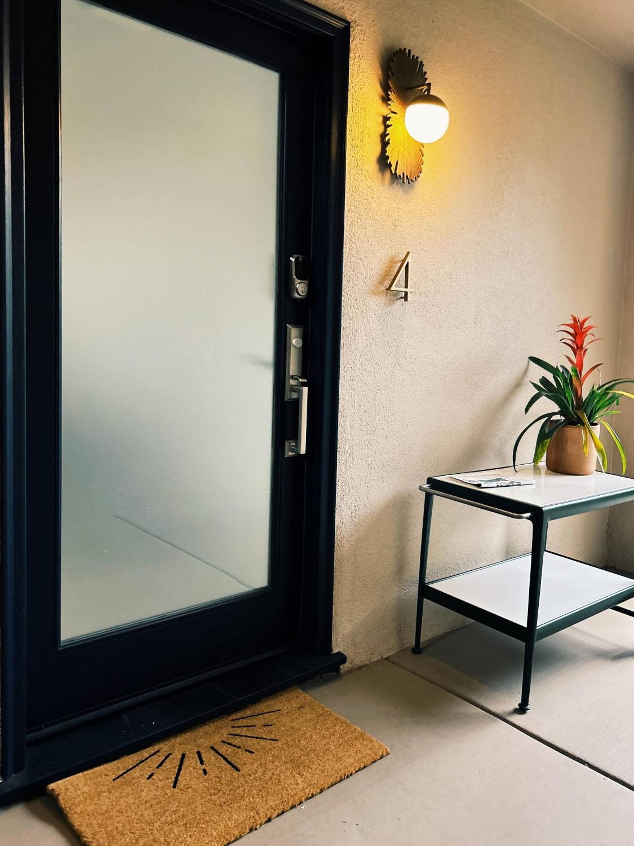 Luxury 2br 2ba Beverly Hills Near Cedars Sinai