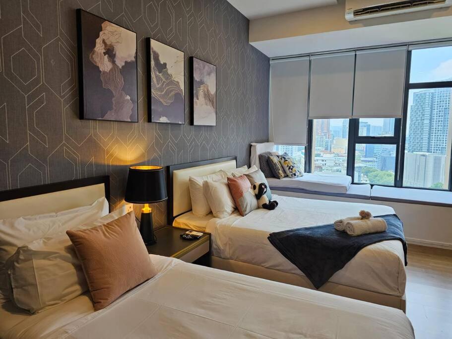 Stylish Ceylonz Suite near Bukit Bintang 4pax