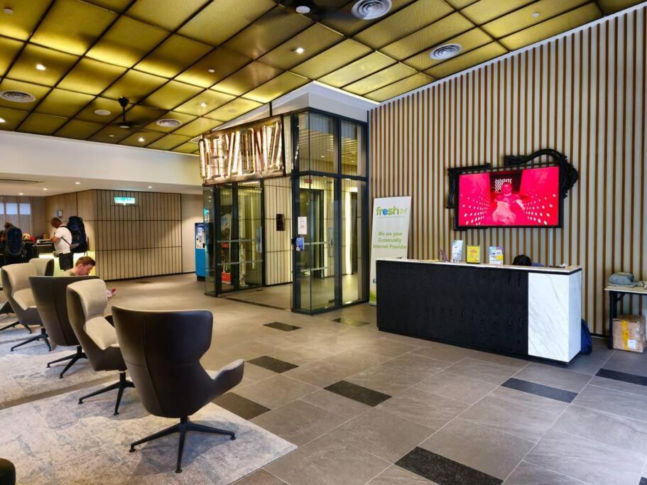 Stylish Ceylonz Suite near Bukit Bintang 4pax