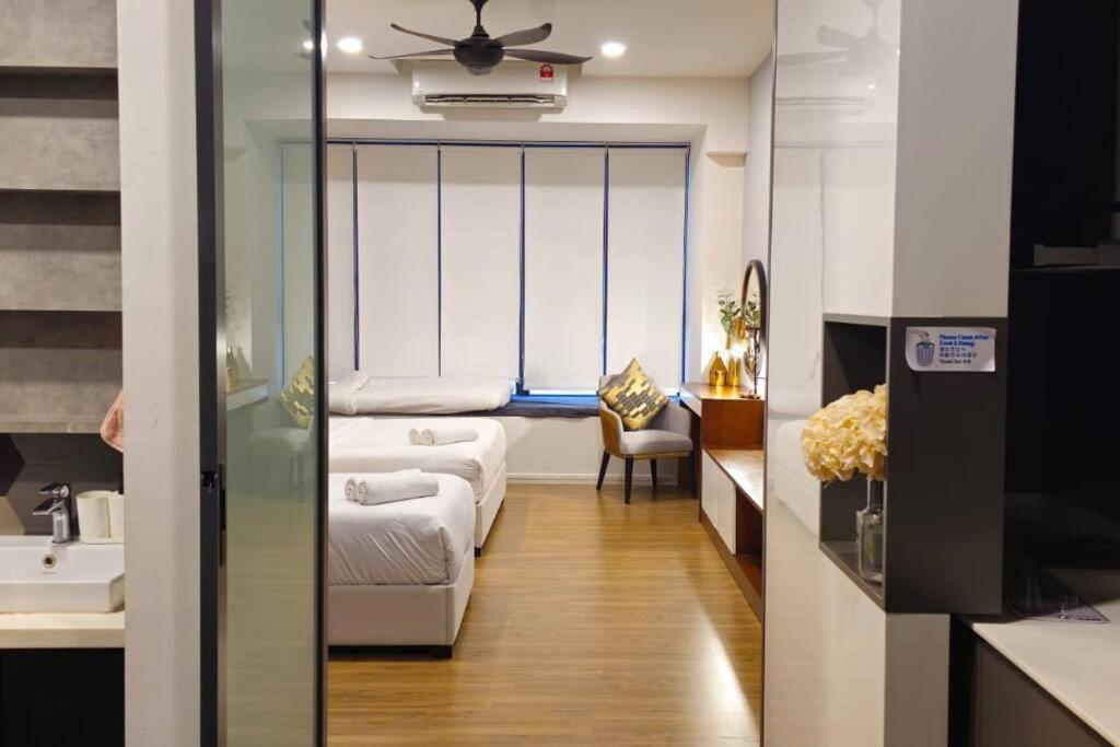 Stylish Ceylonz Suite near Bukit Bintang 4pax