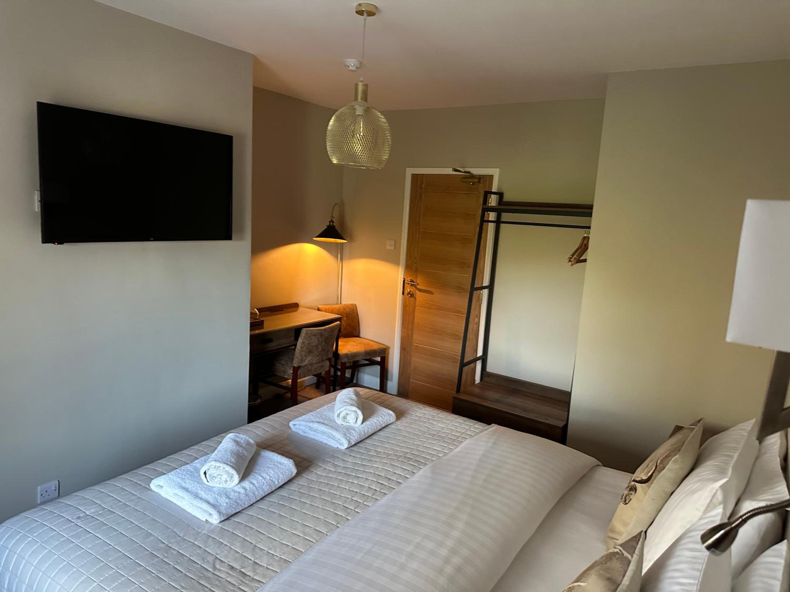 Burton Lodge Guest House & Spa