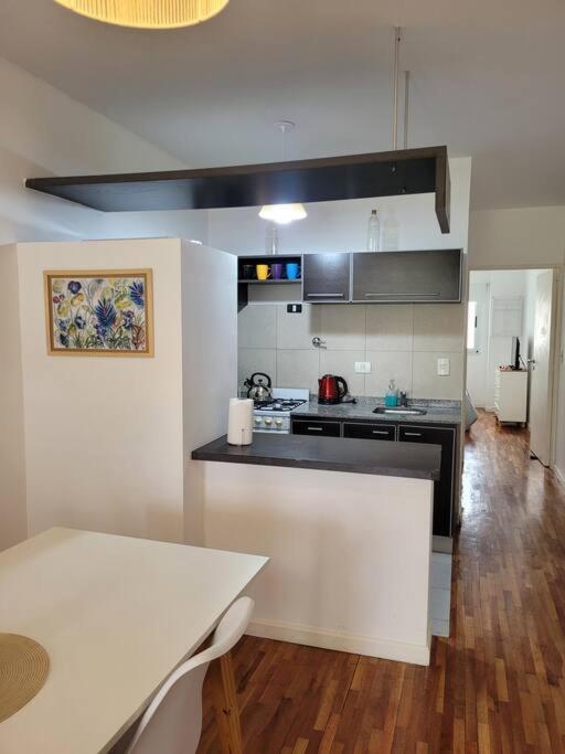 Dpto 2 ambientes en Belgrano con Laundry y Piscina, a 100mts Cabildo