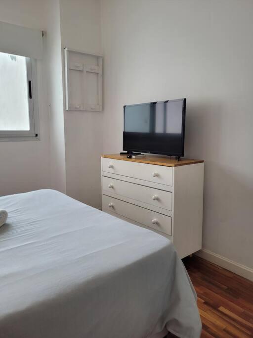 Dpto 2 ambientes en Belgrano con Laundry y Piscina, a 100mts Cabildo