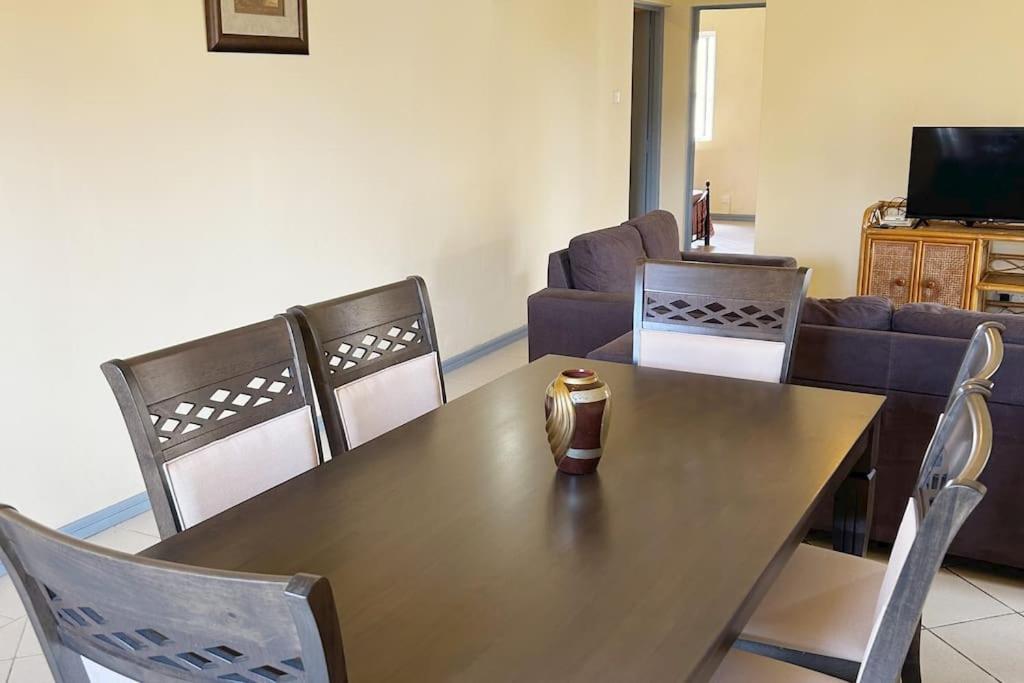 HSH France Suite n Cosy-Cyber Village Topaz 502 view 2