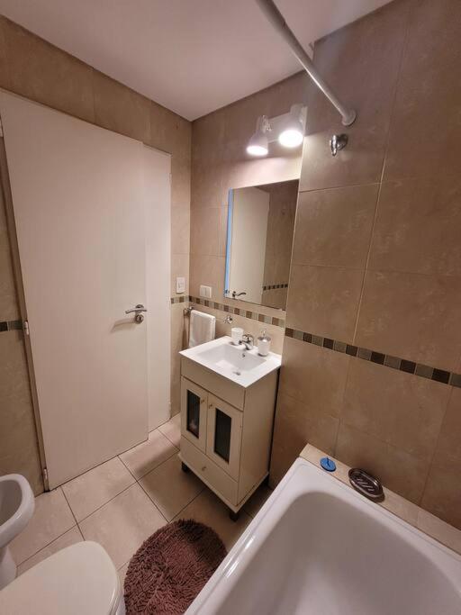 Dpto 2 ambientes en Belgrano con Laundry y Piscina, a 100mts Cabildo