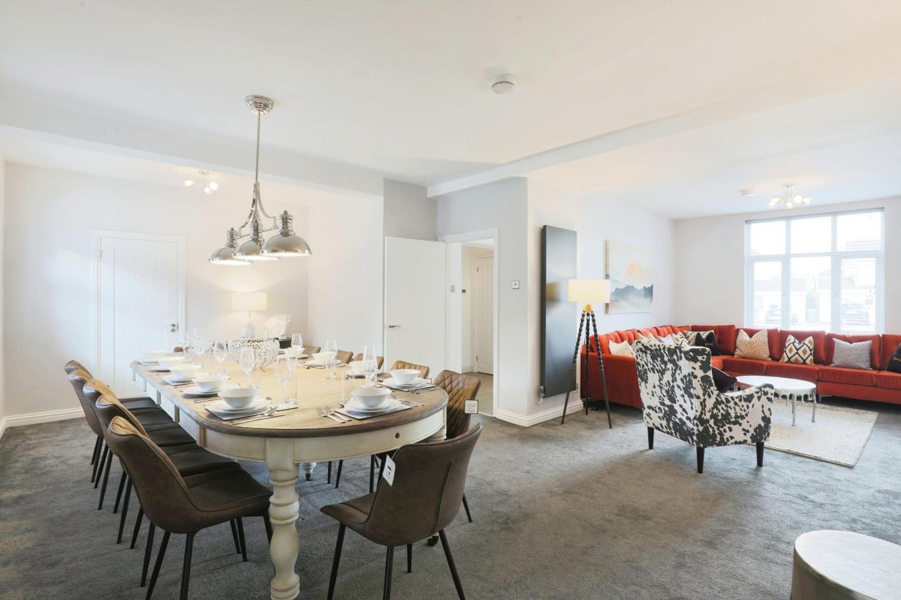Large Luxury Home in Solihull - Sleeps 14 near NEC & BHX, photo 17