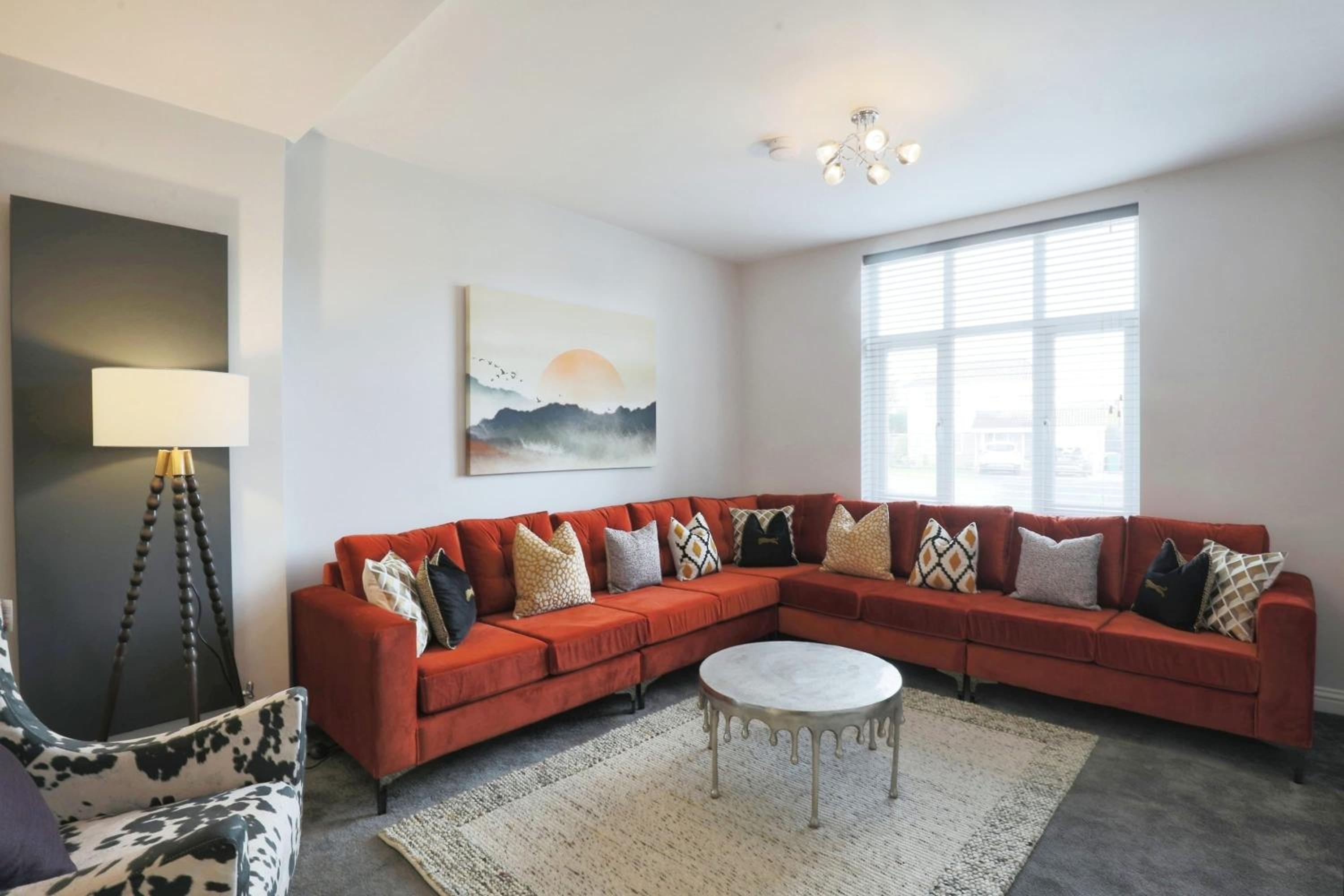 Large Luxury Home in Solihull - Sleeps 14 near NEC & BHX, photo 6