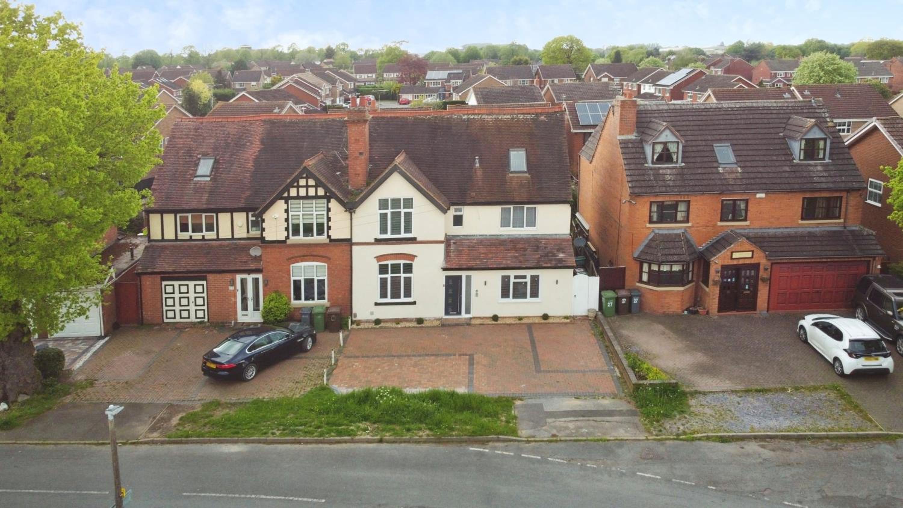 Large Luxury Home in Solihull - Sleeps 14 near NEC & BHX, photo 23