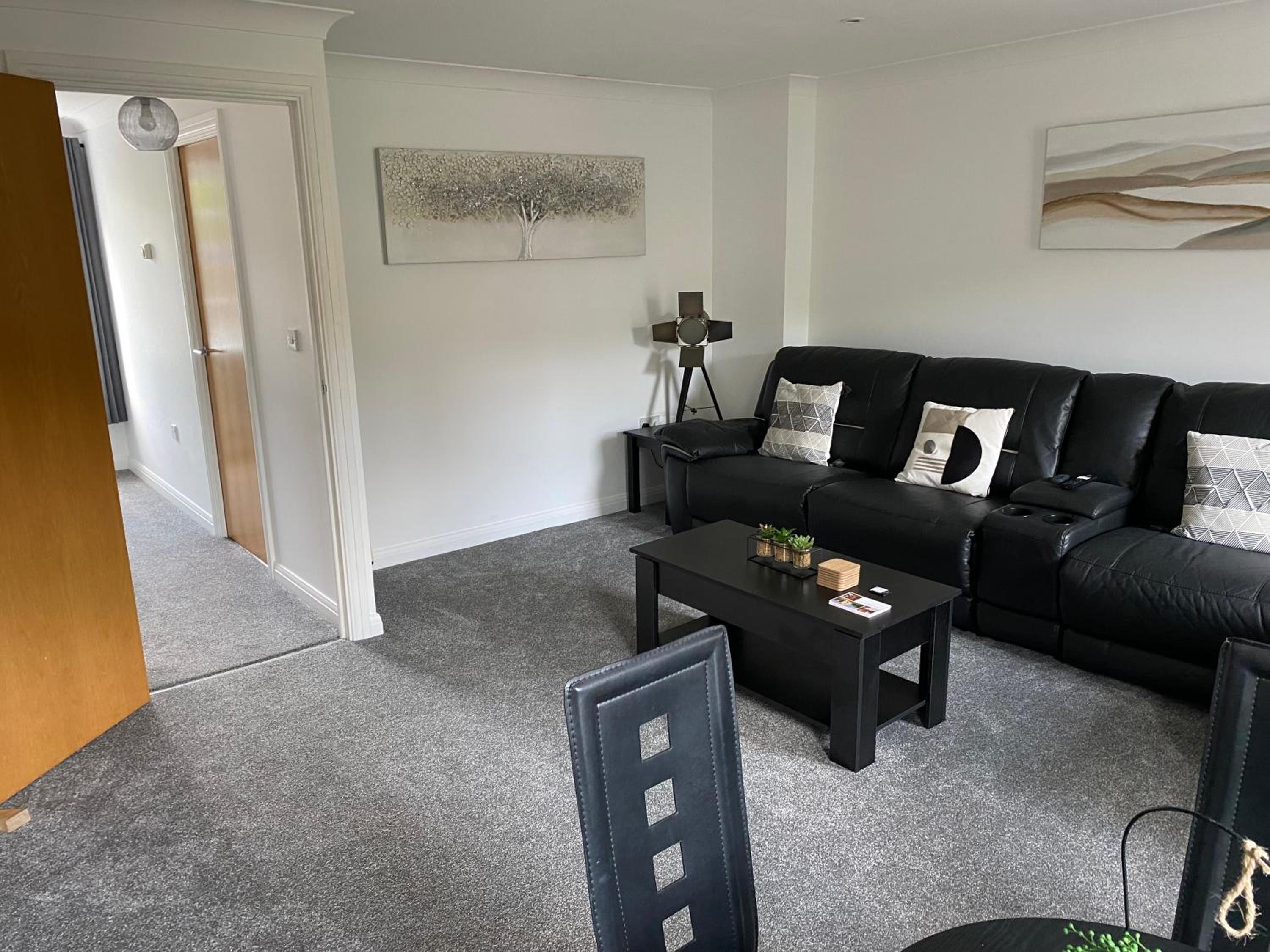 Charming 3-Bedroom Norwich Retreat Garden& Parking