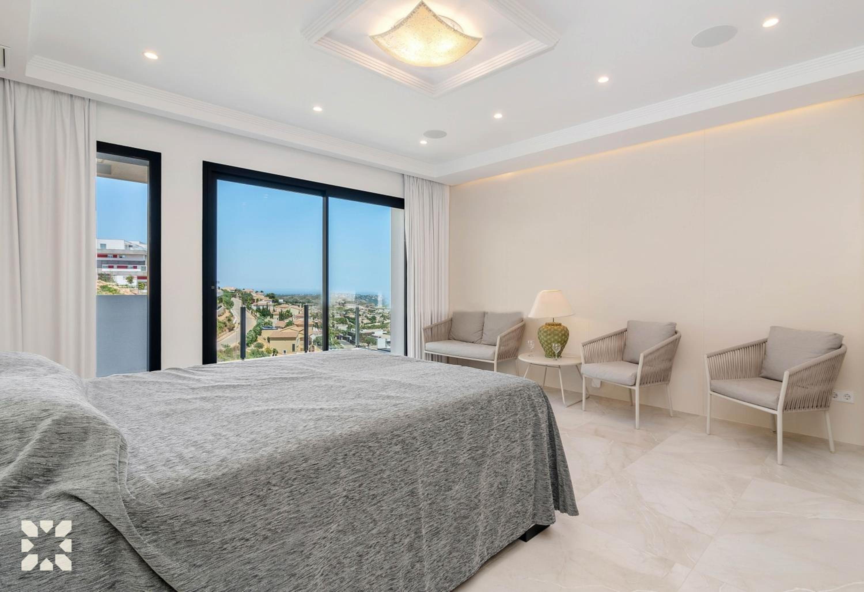 Villa Falqui by Abahana Villas