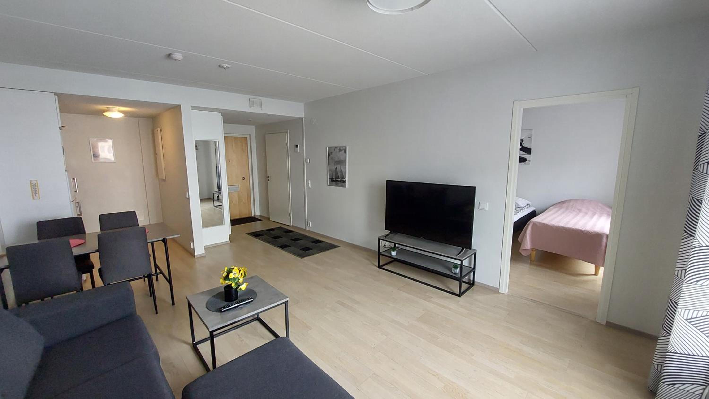Top apartment in the best location in town and free parking Kotimaailma Apartments view 4