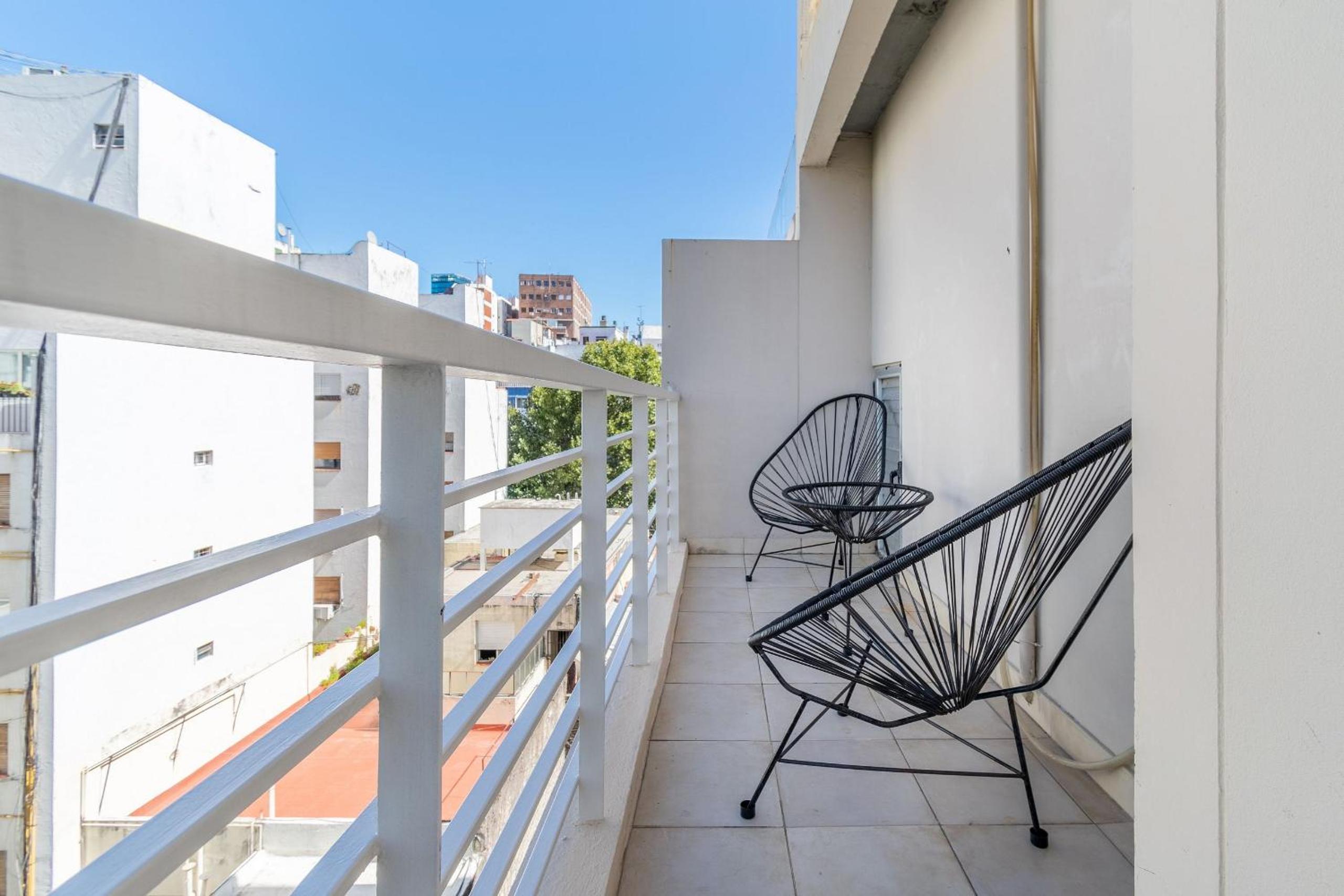 Wake up to a view of La Rural | Palermo + Pool