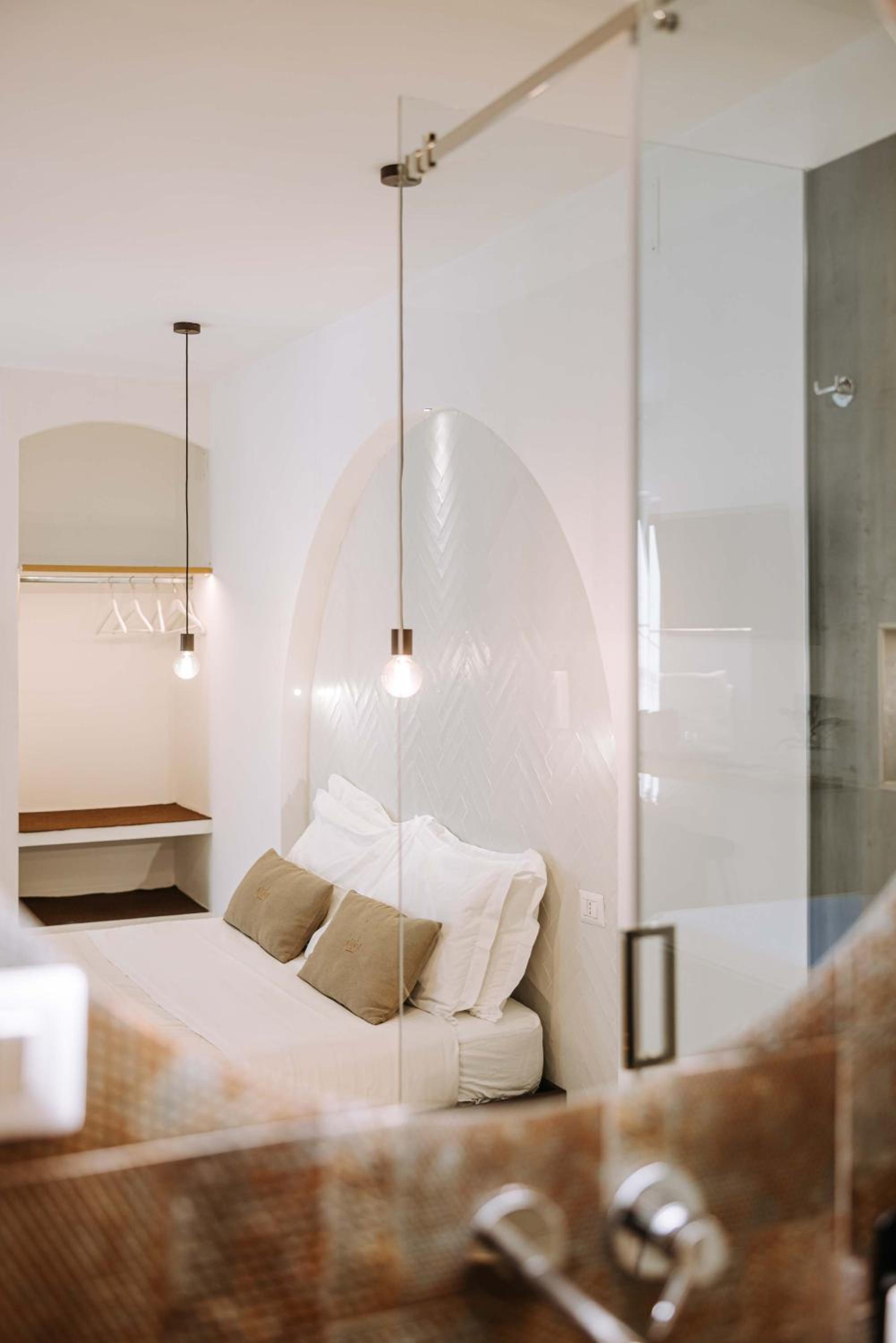 Dirium - exclusive rooms view 4