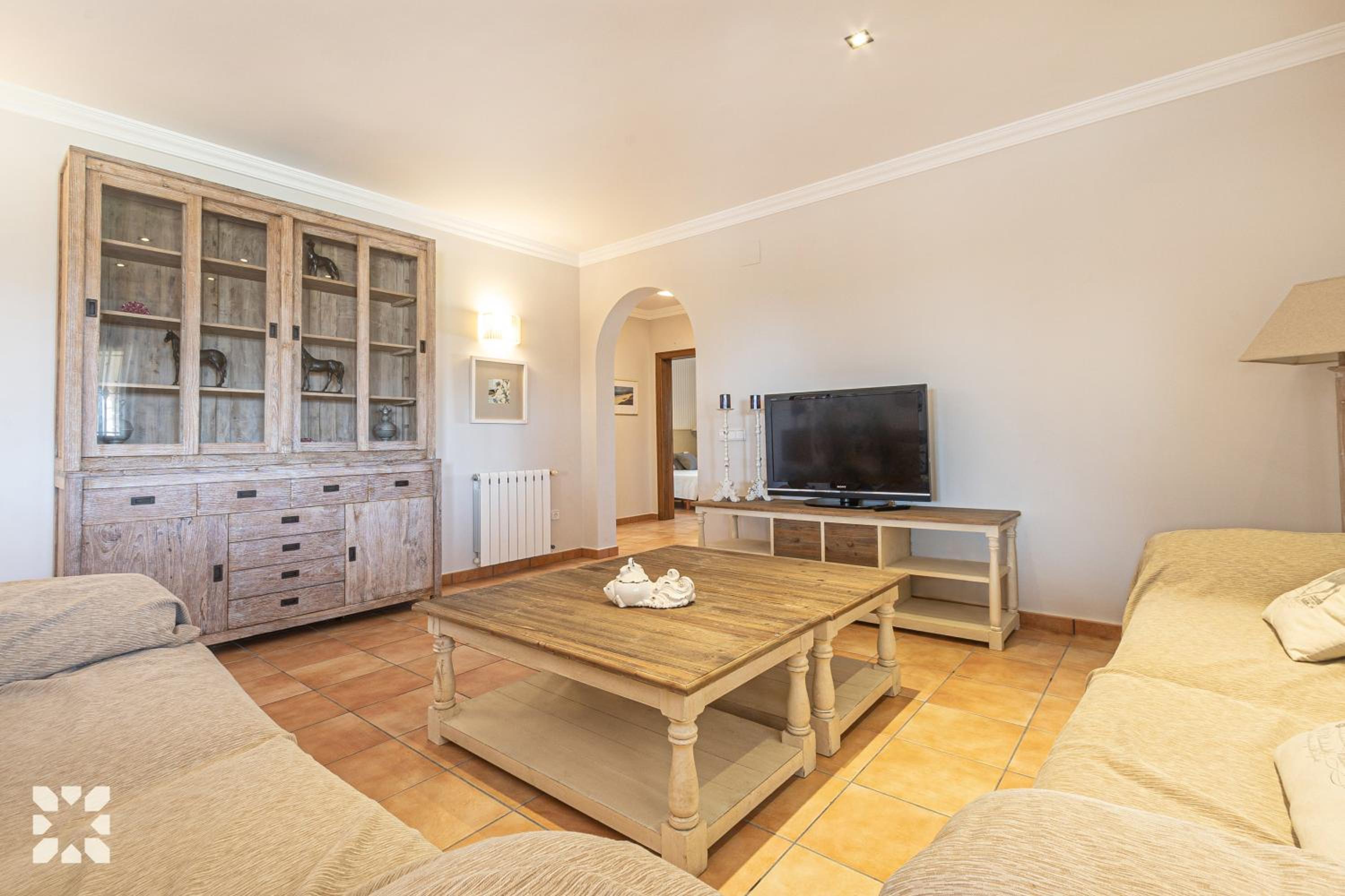 Villa Fortezza by Abahana Villas
