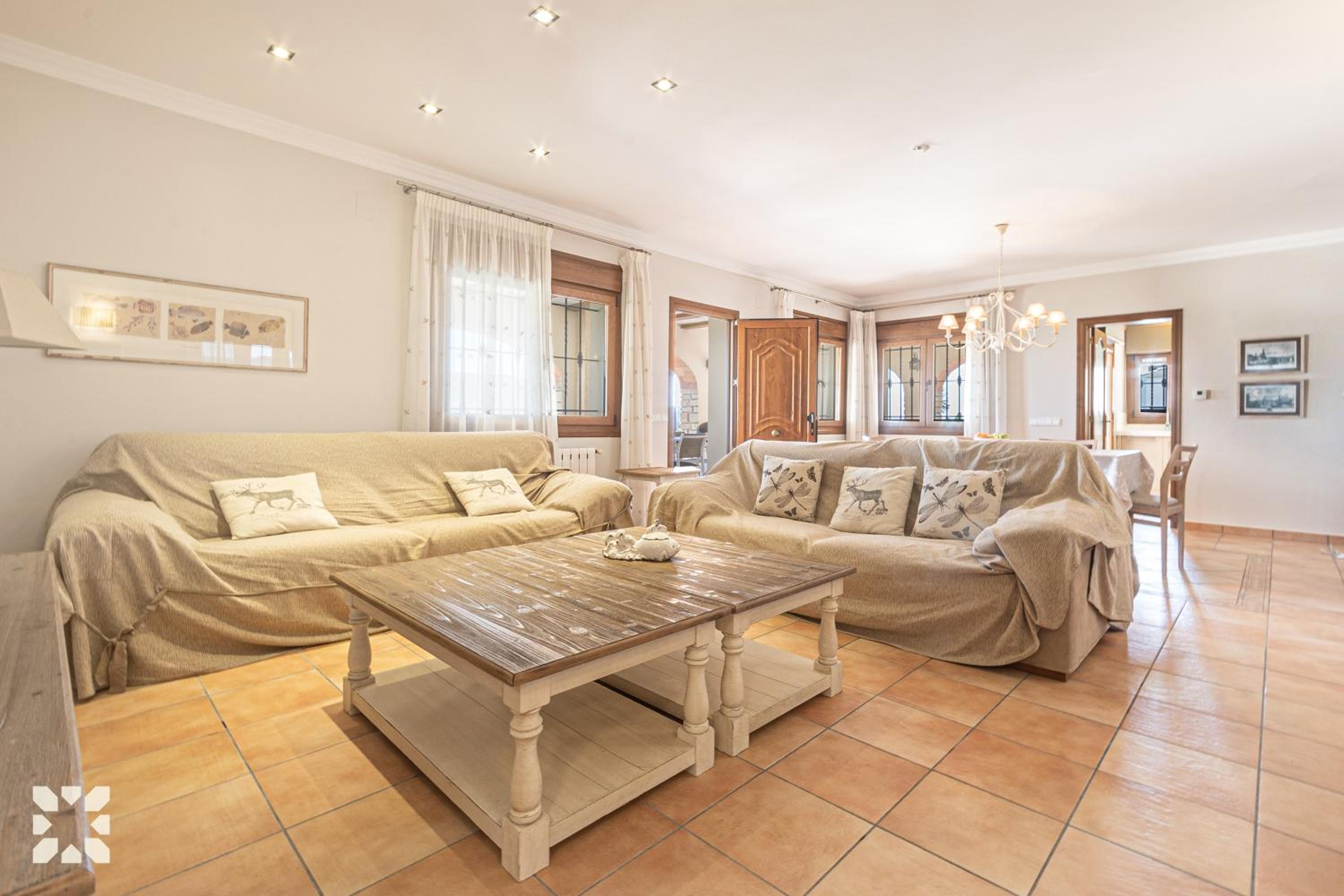Villa Fortezza by Abahana Villas