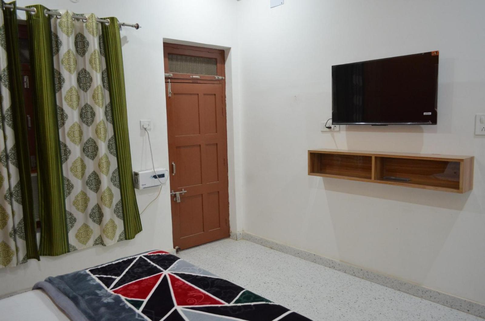 Anand Palace Homestay