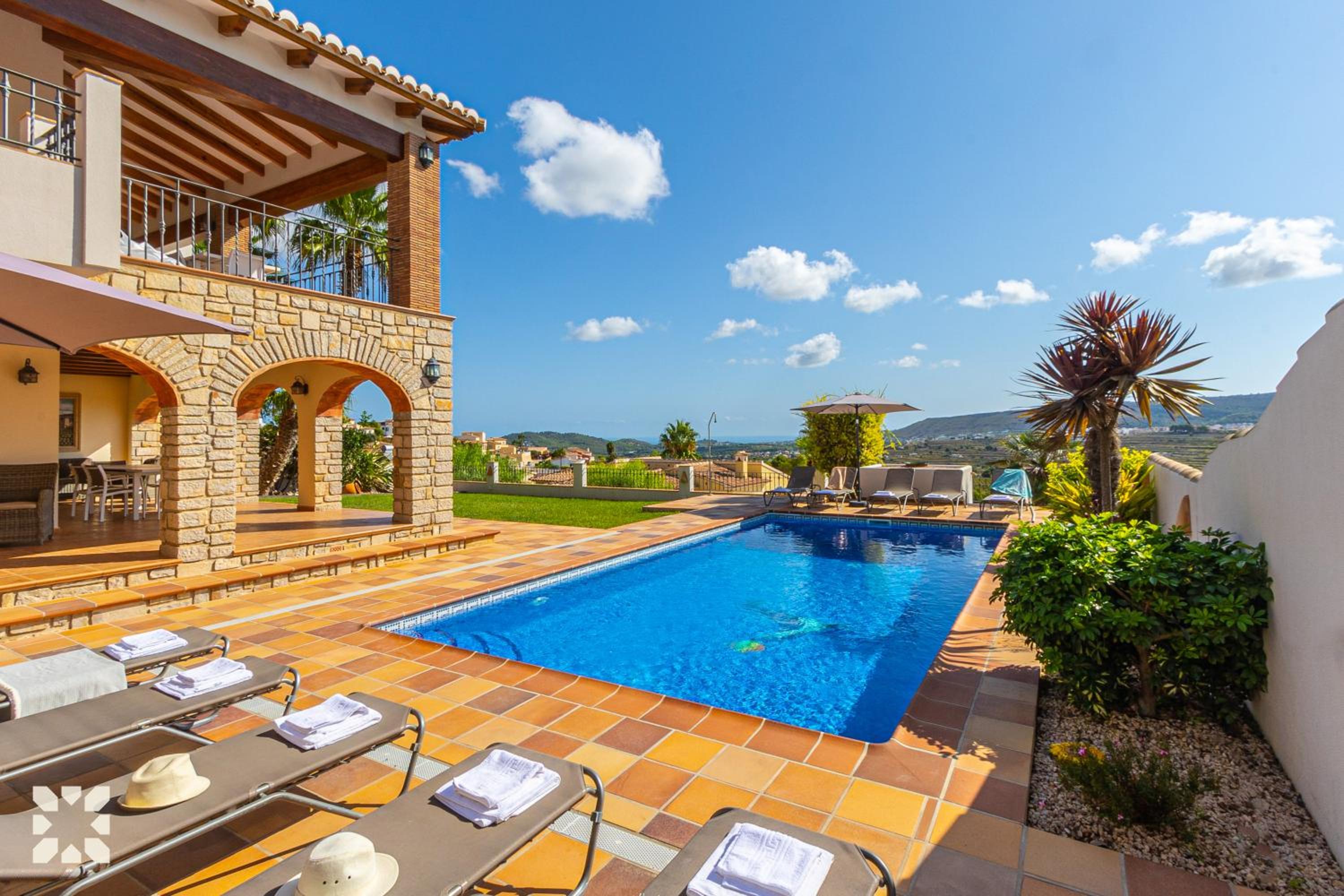 Villa Fortezza by Abahana Villas