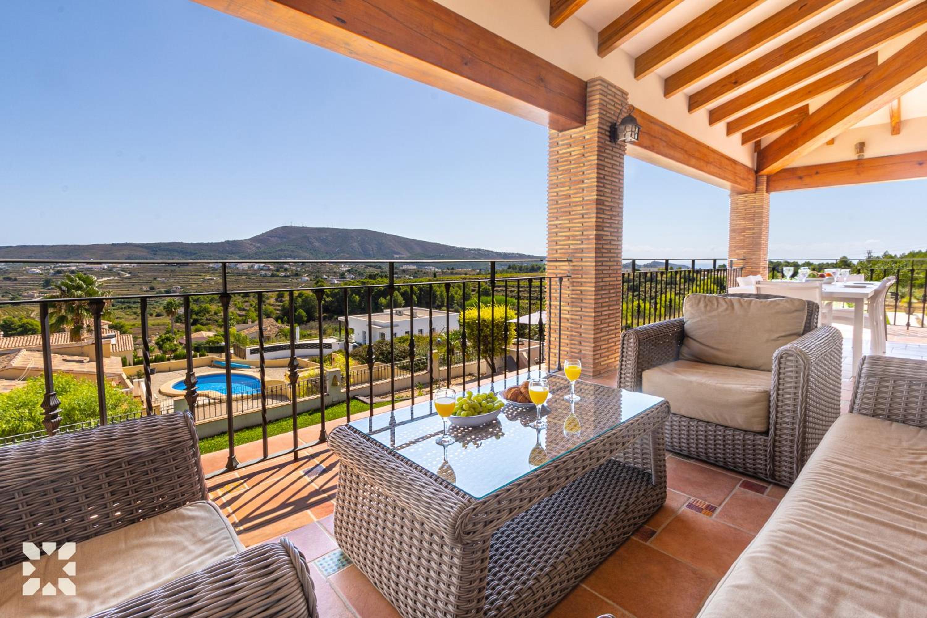Villa Fortezza by Abahana Villas