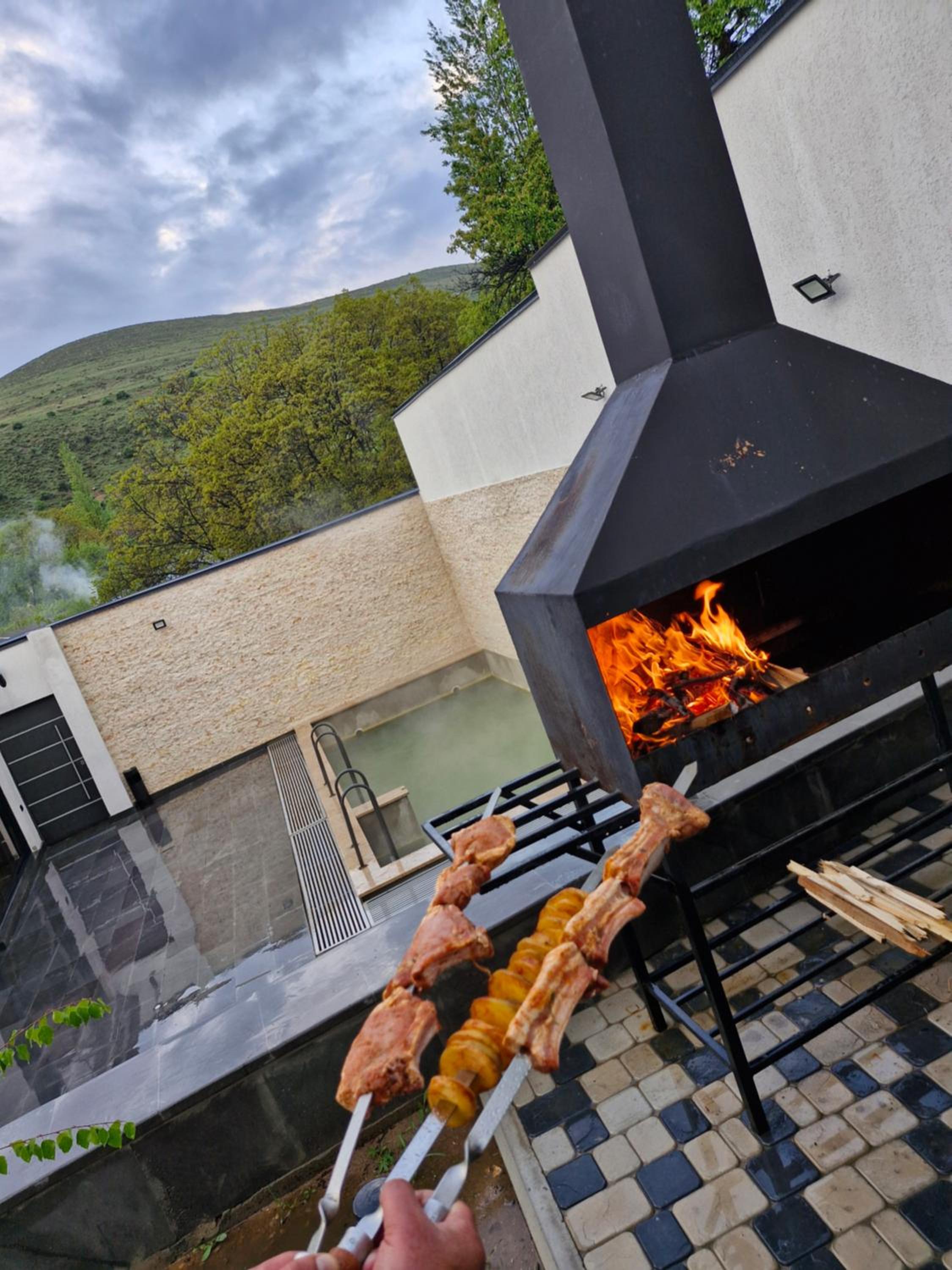 Relax Mineral Hot Water House