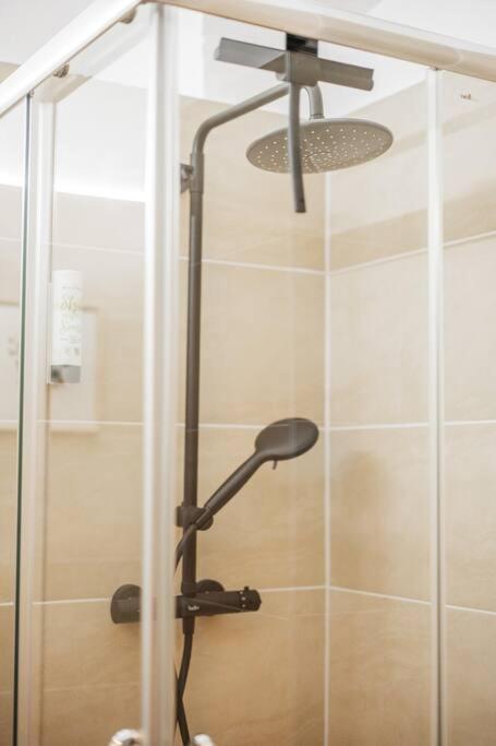 65 m2 Premium Apartment near Westbahnhof