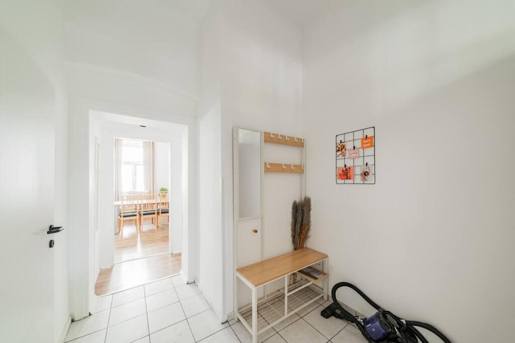 65 m2 Premium Apartment near Westbahnhof