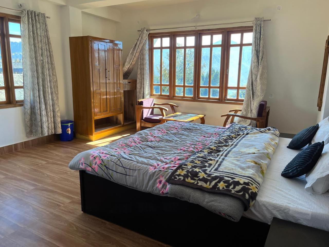 Kunsel Homestay