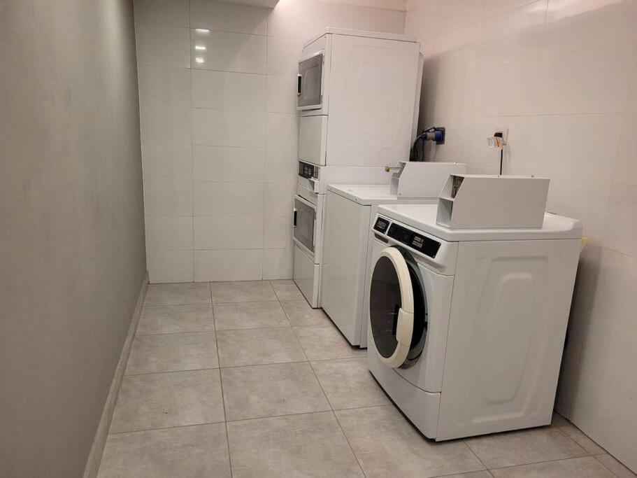 Dpto 2 ambientes en Cañitas con Laundry Gym Piscina y Sofa cama extra
