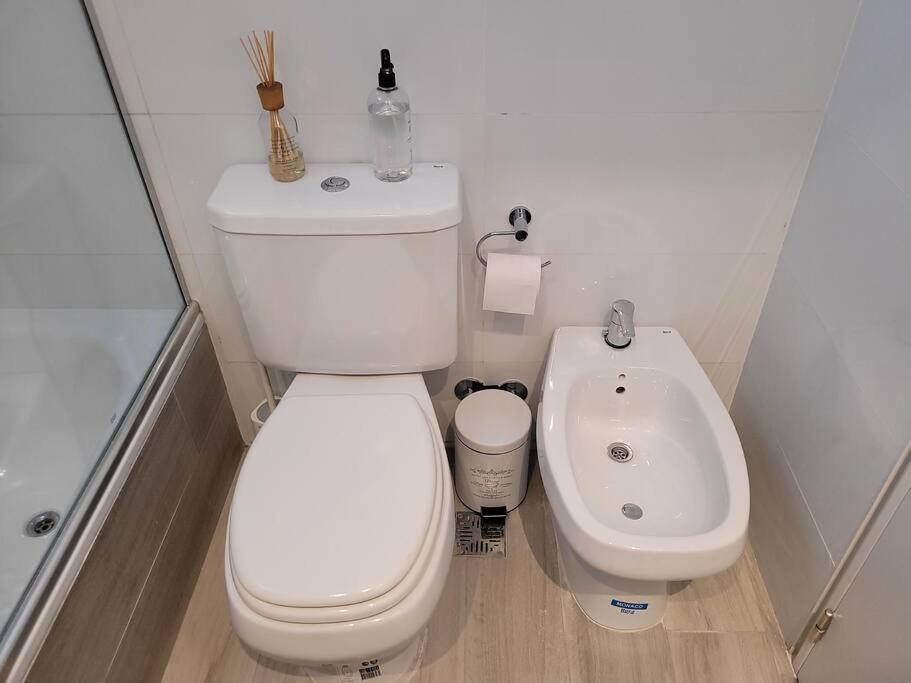 Dpto 2 ambientes en Cañitas con Laundry Gym Piscina y Sofa cama extra