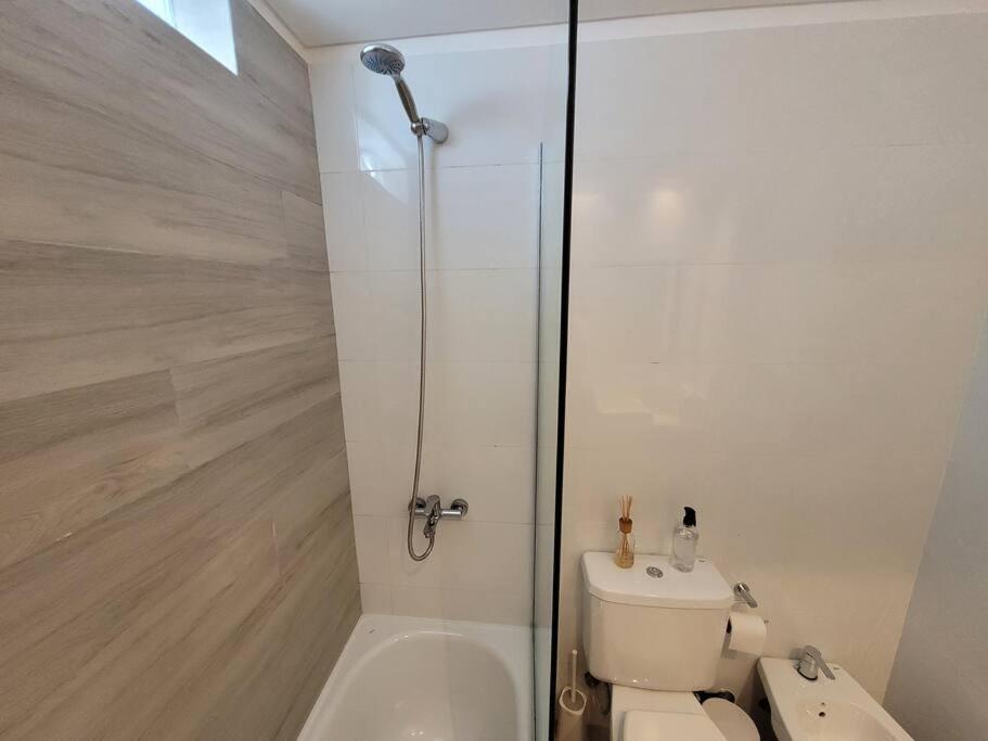 Dpto 2 ambientes en Cañitas con Laundry Gym Piscina y Sofa cama extra