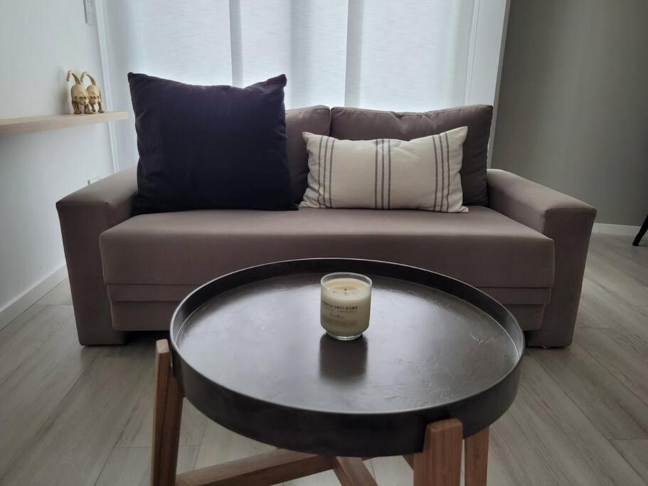Dpto 2 ambientes en Cañitas con Laundry Gym Piscina y Sofa cama extra