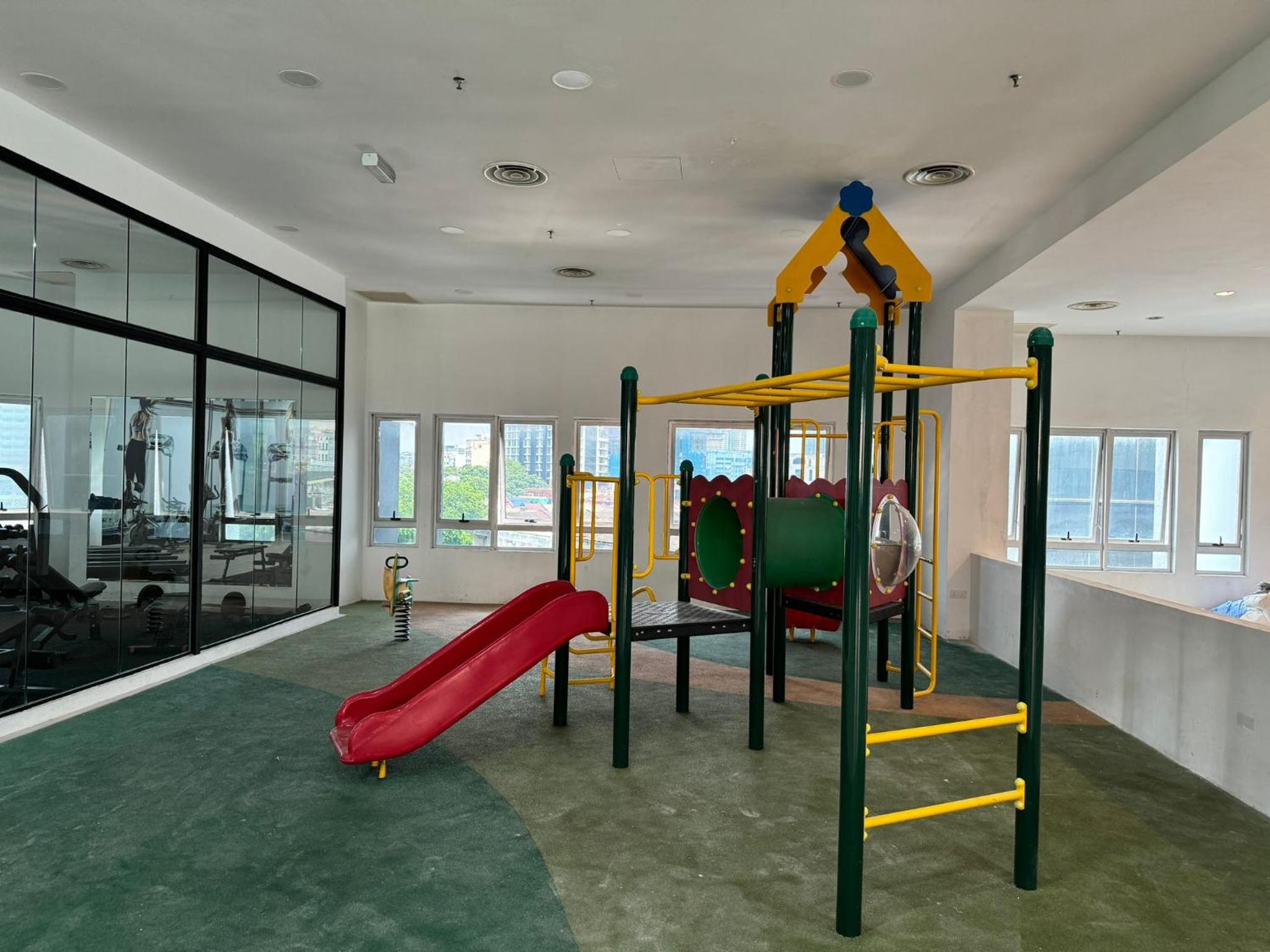 Cozy home in city center with free parking -1B