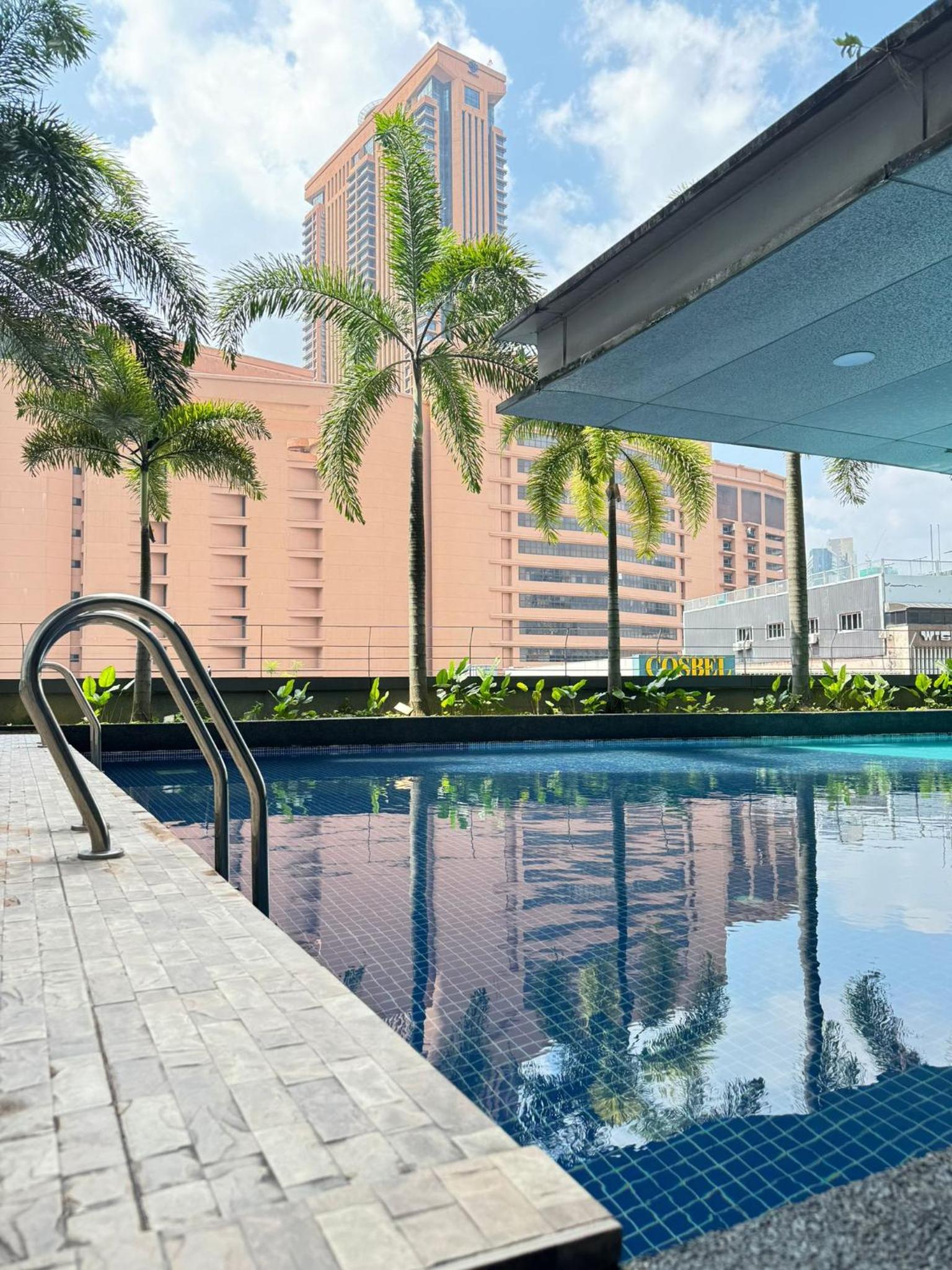 Cozy home in city center with free parking -1B