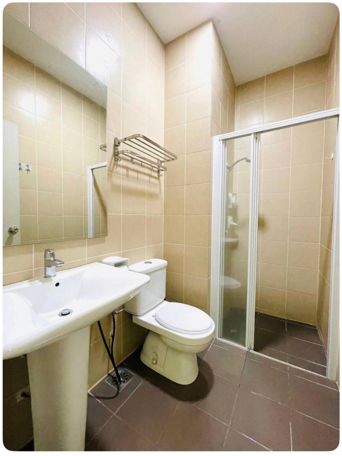 Cozy home in city center with free parking -1B