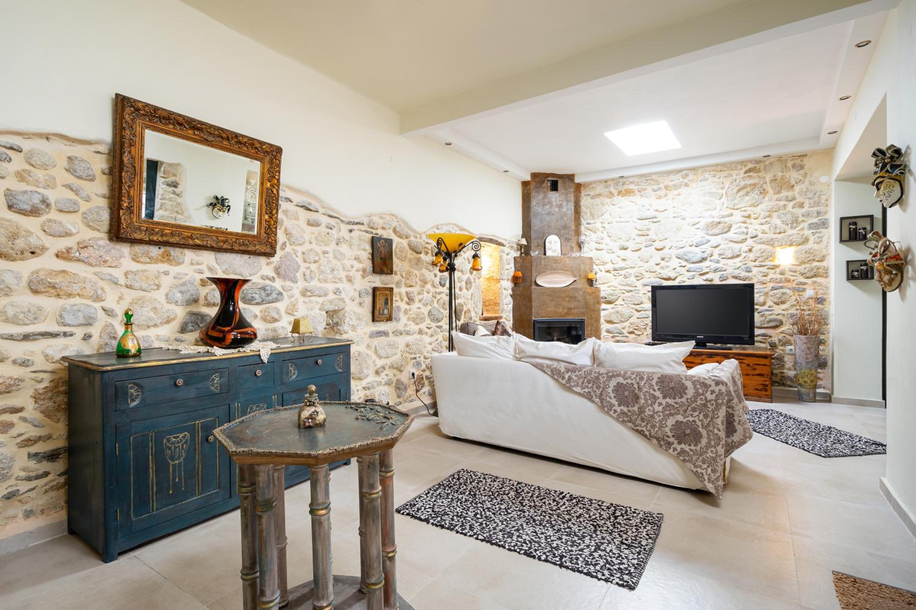 Anna's Stone House view 5