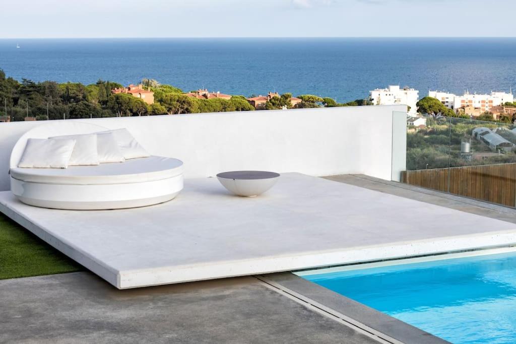 La Villa Blanca Luxury villa Barcelona & Costa Brava view 3
