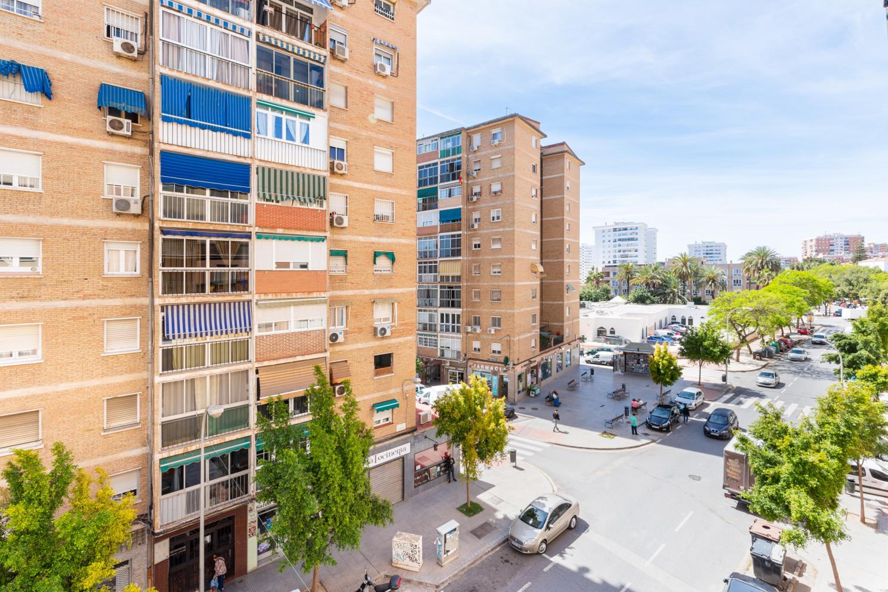 WintowinRentals Quiet Apartment, good location, free parking