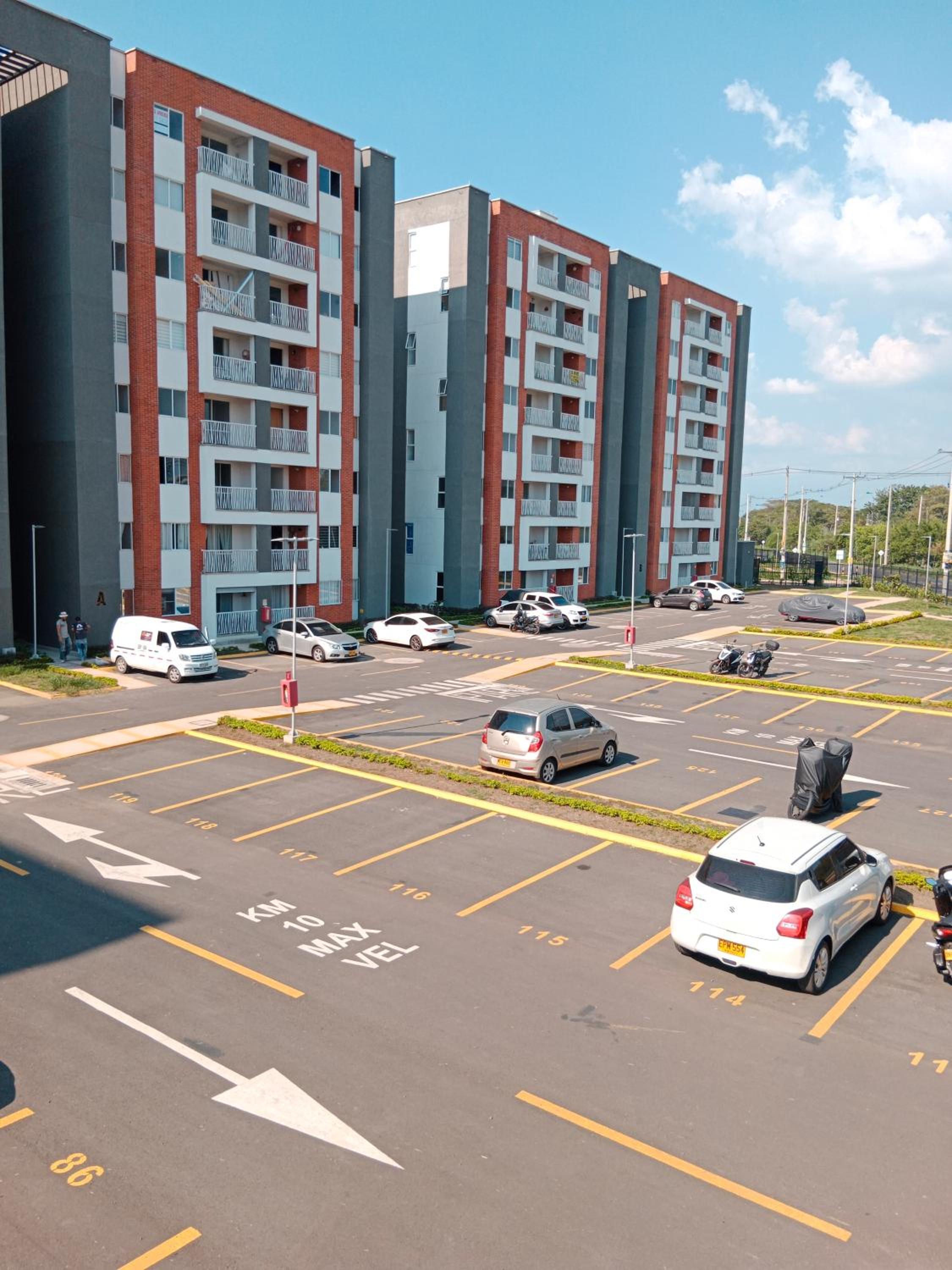 301-B Apto zona sur AA-parking privado-gym