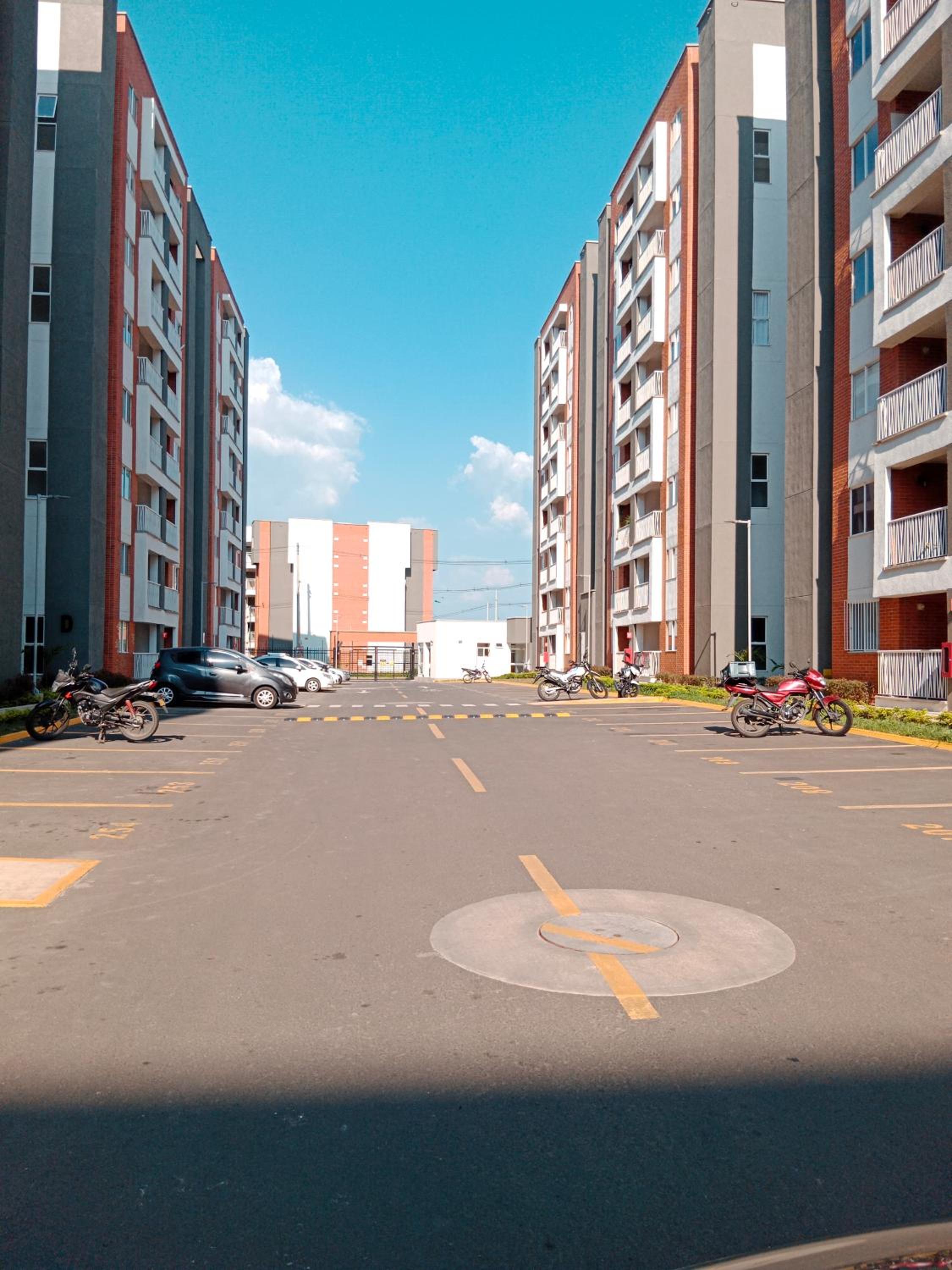 301-B Apto zona sur AA-parking privado-gym